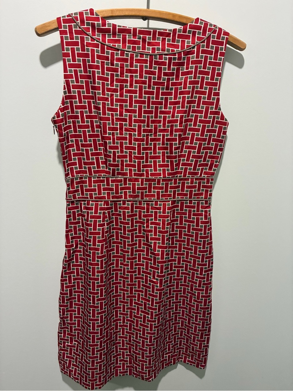 Banana Republic Red and Taupe Geometric Sleeveless Sheath Dress Size 4 - Picture 2 of 7